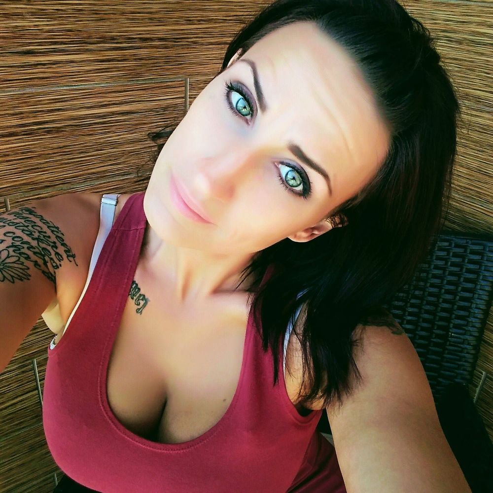 Meet your Posher, Ashleigh